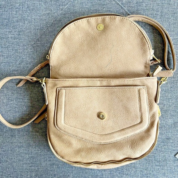 Steve Madden Crossbody Bag Tan Saddle Messenger Handbag Purse Faux Leather Suede - Picture 10 of 14